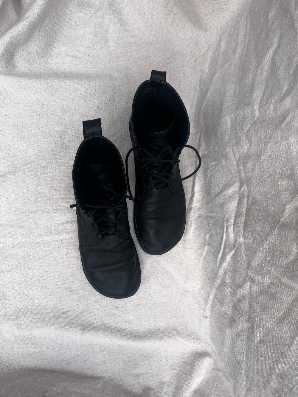 Womans Black Lace-Up Leather Boots - Picture 4 of 4